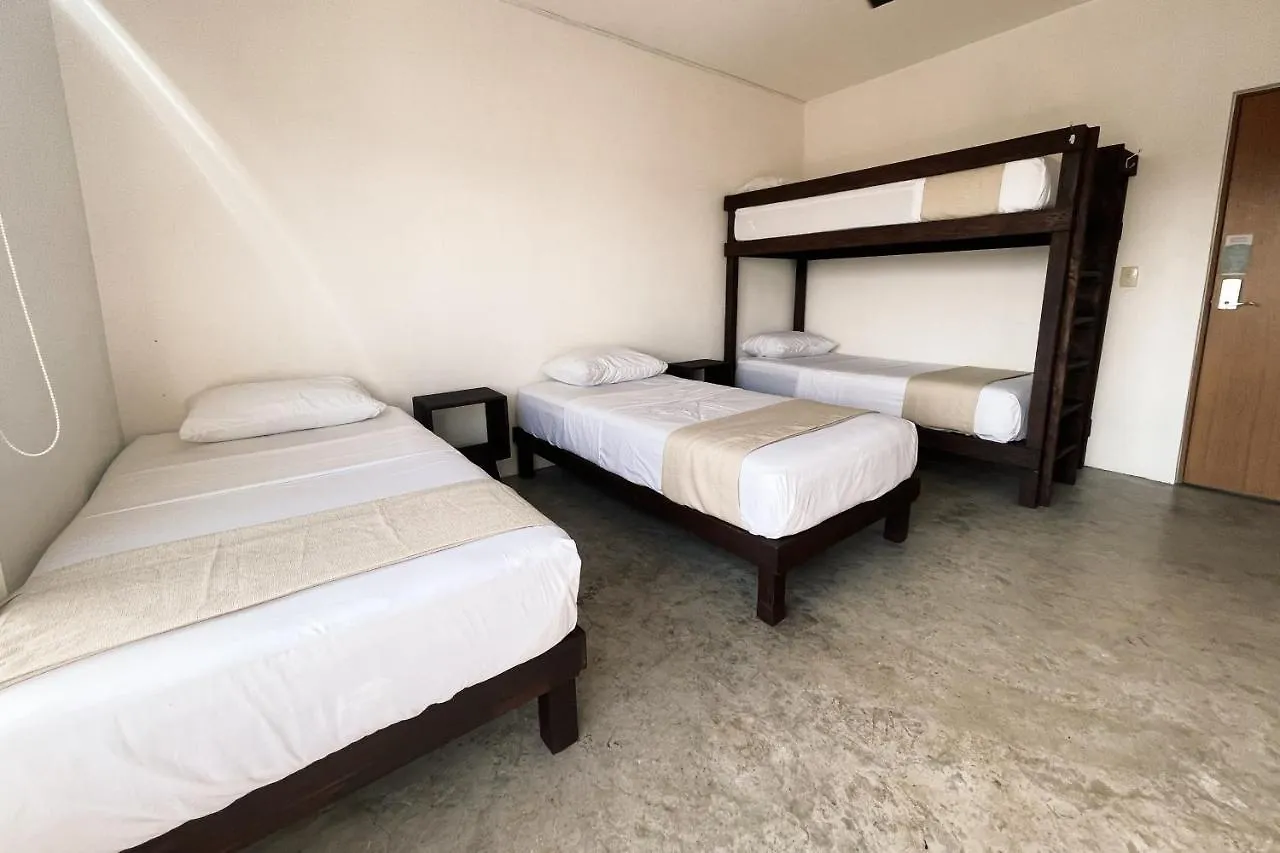Konukevi Penca Blue Hostel Tulum Meksika